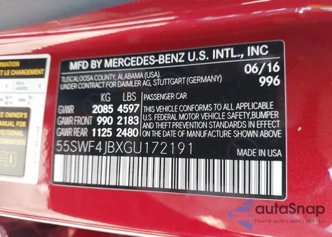 2016 Mercedes-Benz C 300 Sport z USA, uszkodzony, nr VIN 55SWF4JBXGU172191